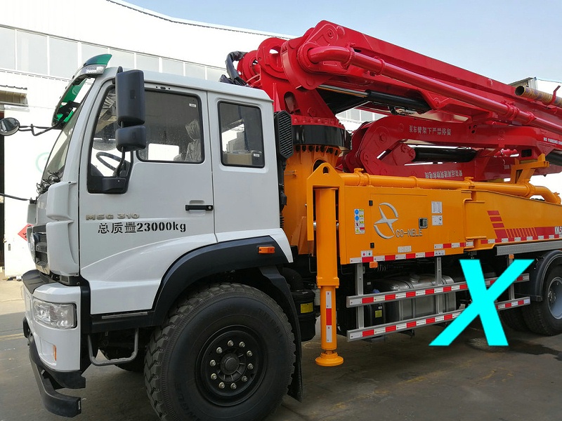 青島小型混凝土泵車(chē)價(jià)格 (8)