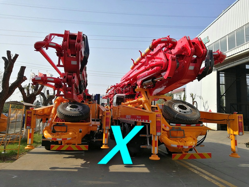 青島小型混凝土泵車(chē)價(jià)格 (12)