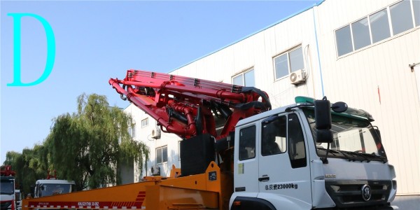 混凝土泵車?yán)锩娴幕炷聊軌蛄舳嗑?