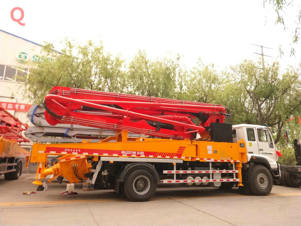 天泵，小型泵車，小型混凝土泵車