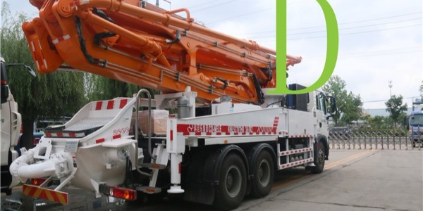 混凝土泵車(chē)的維修人員需要注意哪些事項(xiàng)