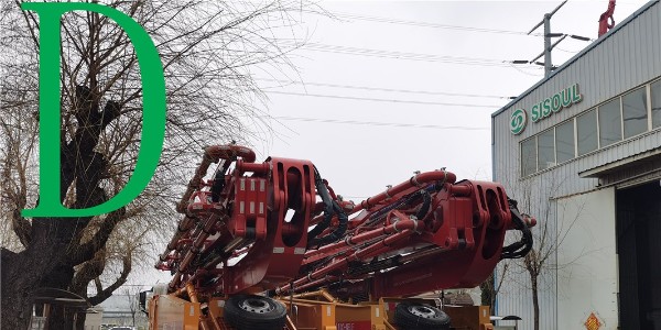 混凝土泵車較混凝土輸送泵的優勢有什么？