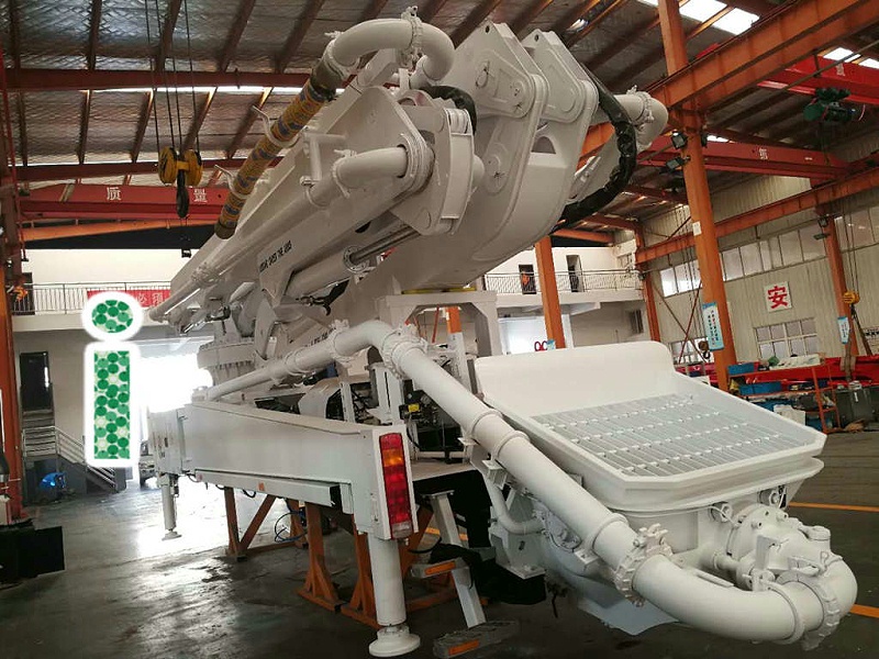 青島小型混凝土泵車價格