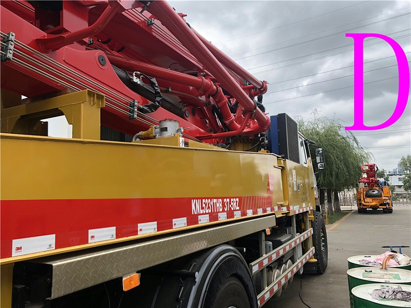 青島混凝土泵車價(jià)格 (10)