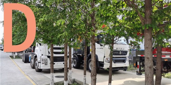 泵車到施工現(xiàn)場后打泵前應做哪些準備工作