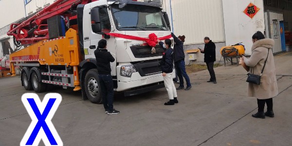 小型泵車液壓油質(zhì)量嚴(yán)格把控，才能讓小型混凝土泵車牛到飛起（二）