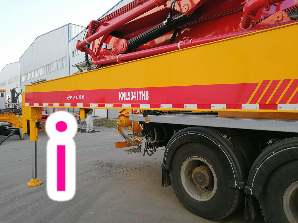 青島小型混凝土泵車價格 (10)