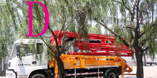 小型混凝土泵車(chē)操作前必看的19條（一）