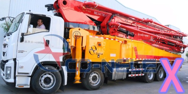 部分臂架or全展臂架，根據(jù)實(shí)際情況來(lái)定，實(shí)現(xiàn)小型泵車靈活施工