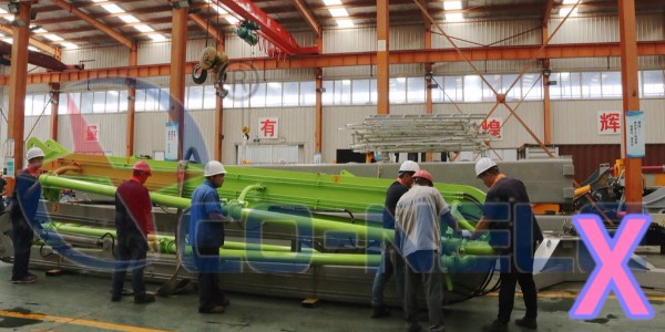 混凝土布料機(jī)在橋涵面布料時(shí)，應(yīng)如何完成滑模攤鋪？