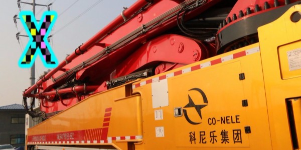 小型泵車在受限空間內，怎樣完美地實現單側支撐？—小科說事