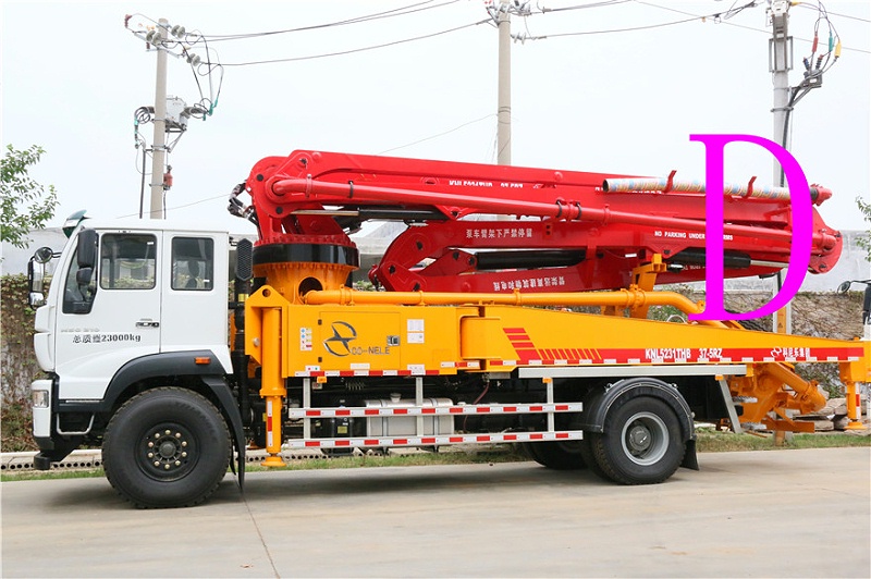 青島小型混凝土泵車價(jià)格 (6)