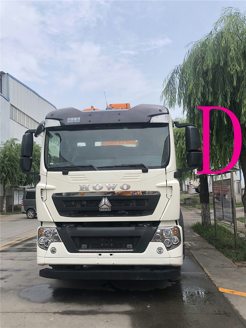 青島小型混凝土泵車(chē)價(jià)格 (11)