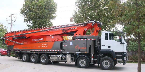 泵車作業(yè)時如何調(diào)節(jié)排量大小