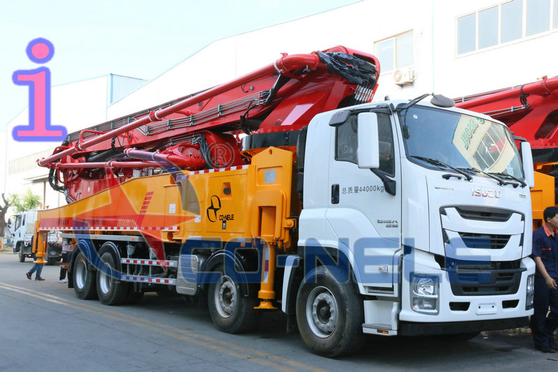 青島小型混凝土泵車價格 (6)